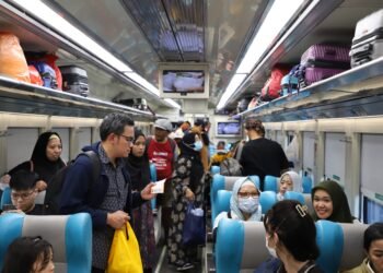 Tiket Lebaran Diserbu Masyarakat, KAI Siap Tambah Perjalanan KA