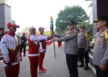 Irjen Achmad Kartiko Sambut Kirab Api PON di Polda Aceh