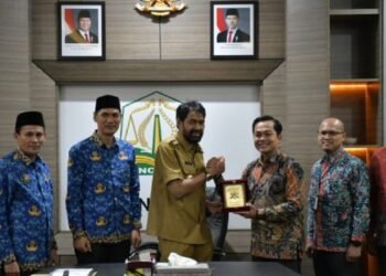 Perkuat Kerja Sama, Gubernur Aceh Terima Kunjungan Kepala OJK Aceh