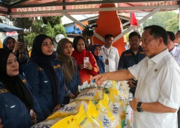 Mendagri Tito Karnavian Minta Pemda Pulihkan Ekonomi Pascaunjuk Rasa