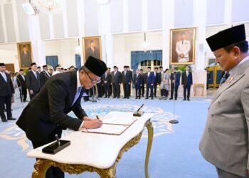 Presiden Prabowo Lantik Kepala dan Wakil Kepala BP BUMN, Tegaskan Langkah Reformasi Badan Usaha Negara