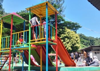 Pengunjung Padati Objek Wisata Pemandian Ie Sijuek Panjupian